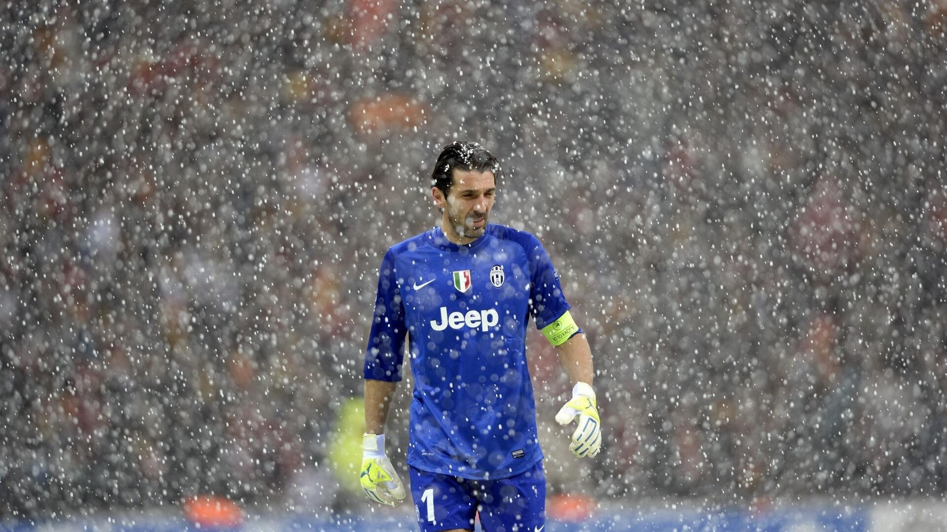 _未来水上运动节：智能装备带来新体验_，未来水上城市科幻