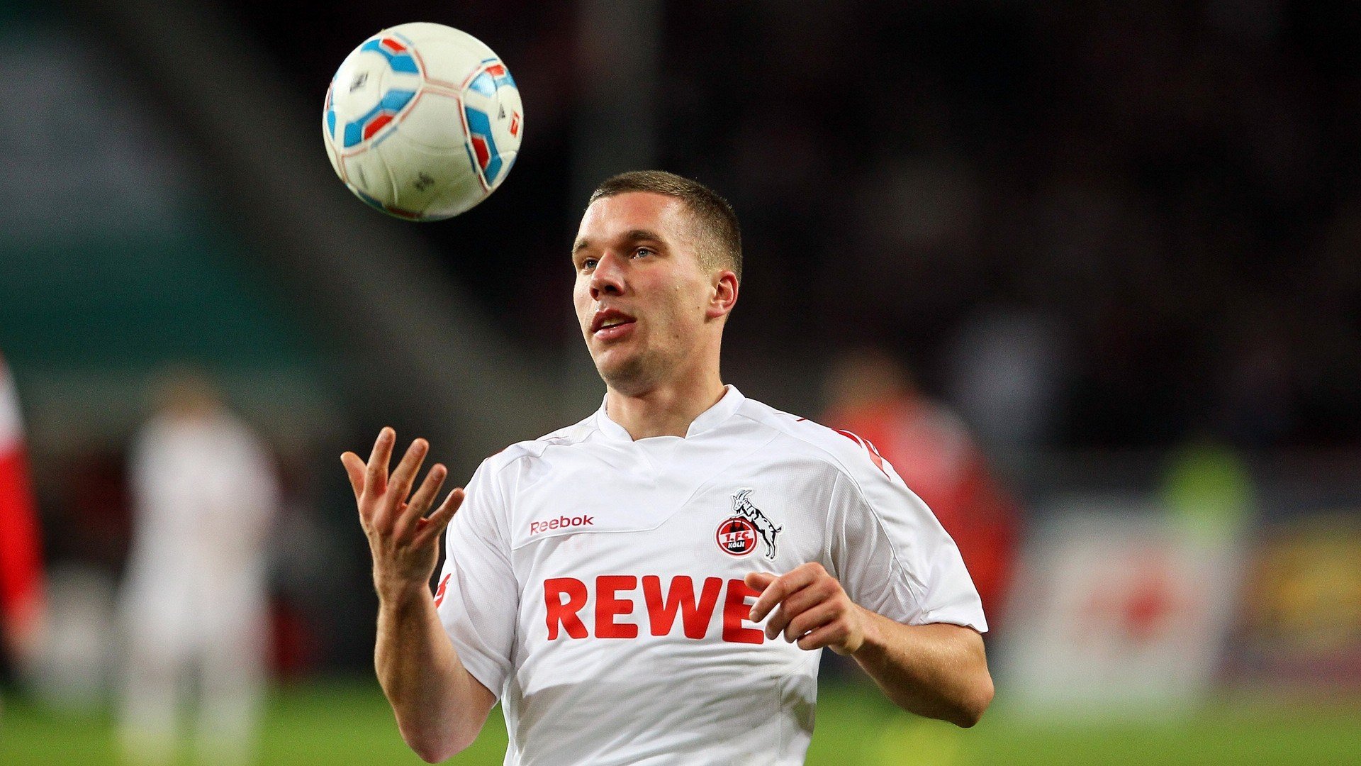 _面向未来的智慧运动场：科技改变运动体验_，智能化运动场